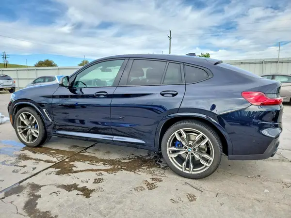 5UX2V5C05L9D65049 2020 BMW X4 - Image 2