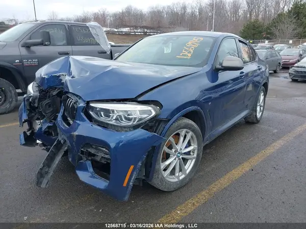 5UX2V5C05M9F49702 2021 BMW X4 - Image 2