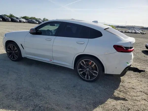 5UX2V5C08L9B49129 2020 BMW X4 - Image 2