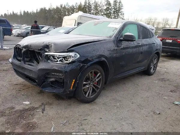 5UX2V5C08M9G49261 2021 BMW X4 - Image 2