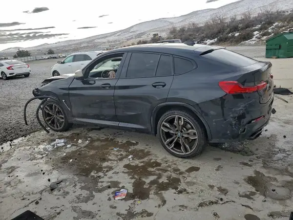 5UX2V5C09L9C96401 2020 BMW X4 - Image 2