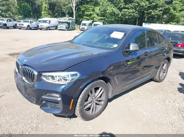 5UX2V5C09LLE69448 2020 BMW X4 - Image 2