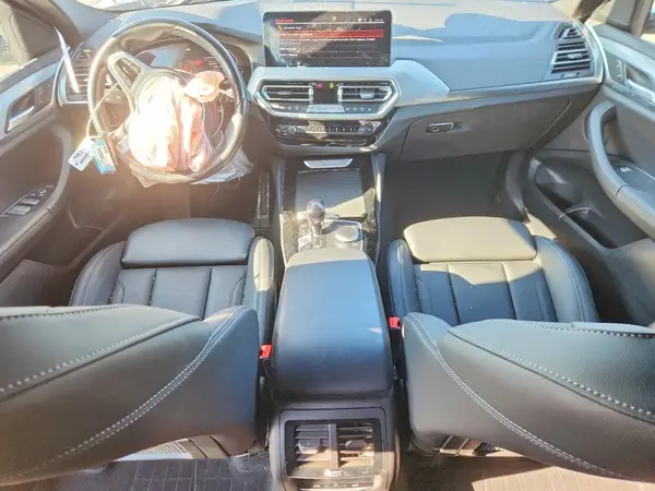 5UX33DT00R9U03460 2024 BMW X4 - Image 8