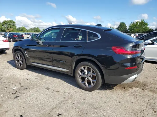 5UX33DT00R9U38452 2024 BMW X4 - Image 2