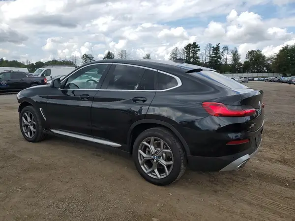 5UX33DT00R9V03588 2024 BMW X4 - Image 2