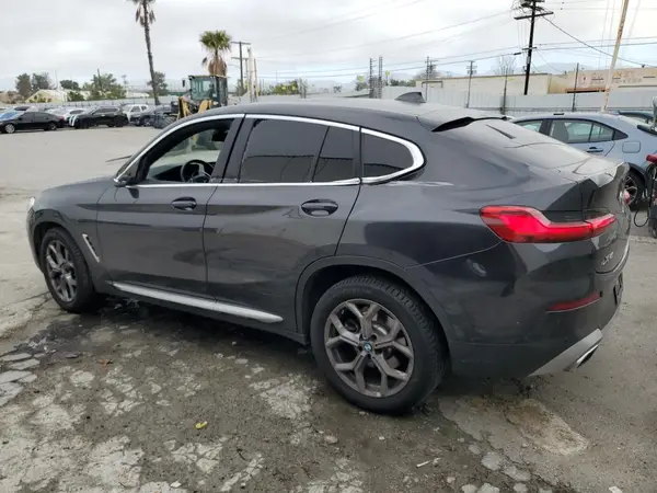 5UX33DT01N9J41197 2022 BMW X4 - Image 2