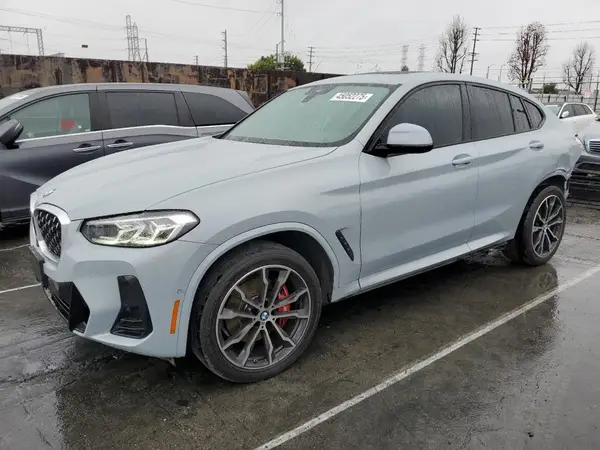 5UX33DT01N9K75935 2022 BMW X4 - Image 1