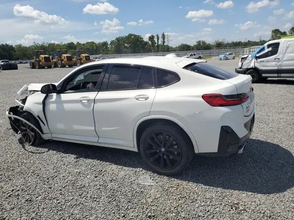 5UX33DT01N9K86160 2022 BMW X4 - Image 2