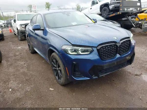5UX33DT01P9P86340 2023 BMW X4 - Image 1