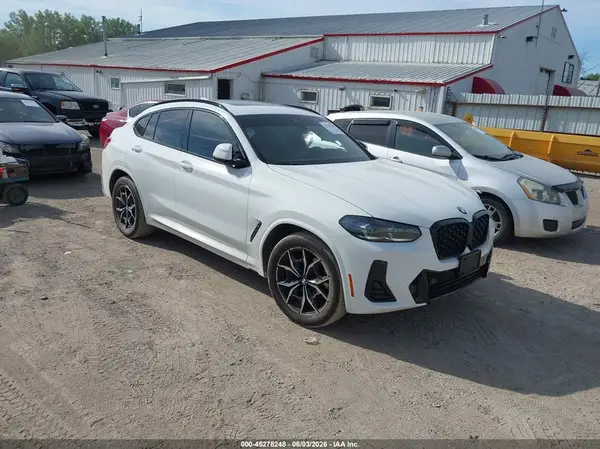 5UX33DT01P9R66241 2023 BMW X4 - Image 1