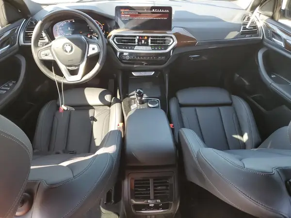 5UX33DT01R9U21496 2024 BMW X4 - Image 8