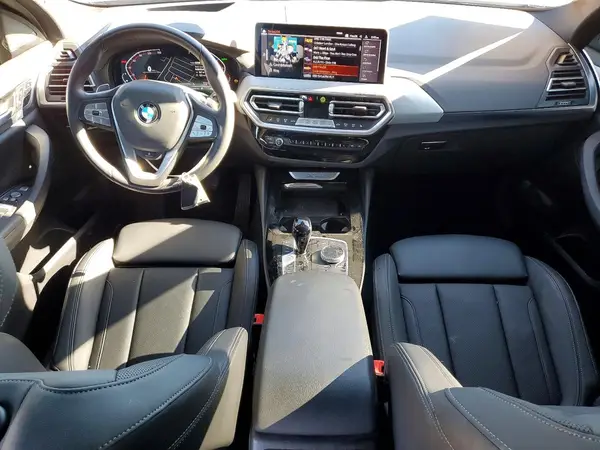5UX33DT01R9U93041 2024 BMW X4 - Image 8