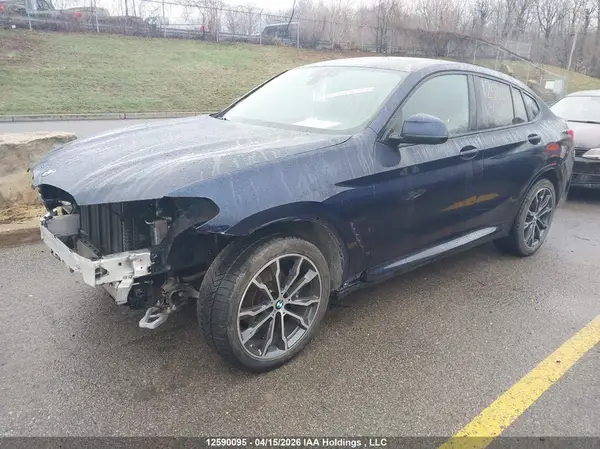 5UX33DT02N9L62145 2022 BMW X4 - Image 2