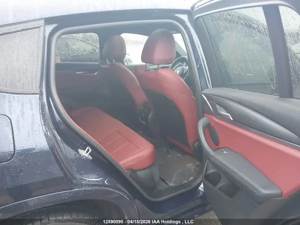 5UX33DT02N9L62145 2022 BMW X4 - Image 8