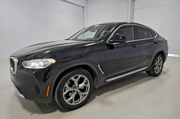 5UX33DT02N9M98730 2022 BMW X4 - Image 2