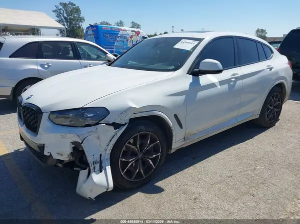 5UX33DT02P9R99684 2023 BMW X4 - Image 2