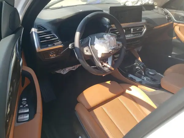 5UX33DT02P9S72416 2023 BMW X4 - Image 8