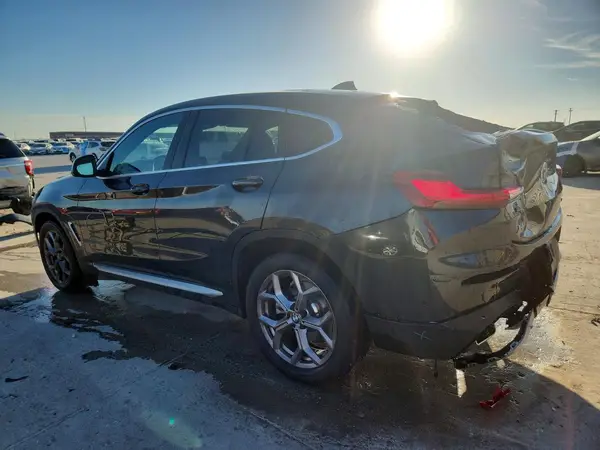 5UX33DT02P9S75252 2023 BMW X4 - Image 2