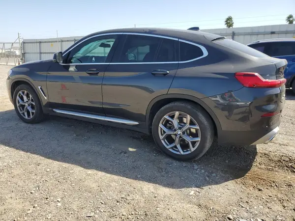 5UX33DT02R9T46999 2024 BMW X4 - Image 2