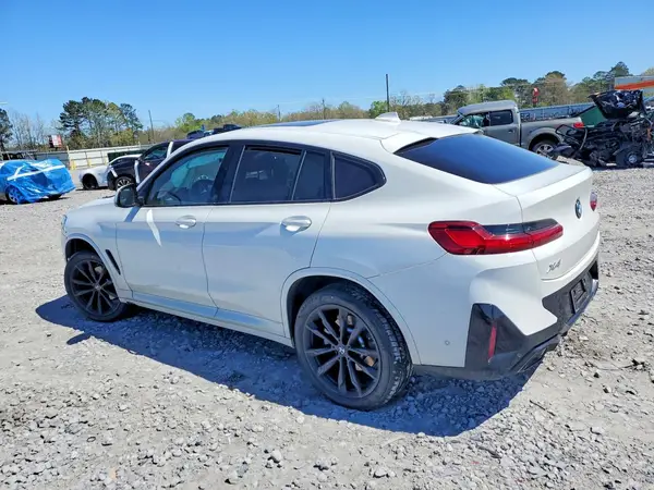 5UX33DT02R9W01120 2024 BMW X4 - Image 2