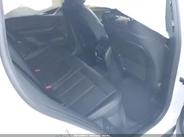 5UX33DT02R9X22682 2024 BMW X4 - Image 8
