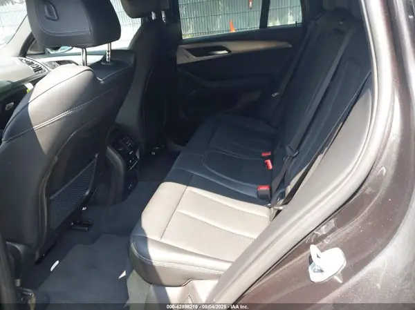 5UX33DT02S9035174 2025 BMW X4 - Image 8