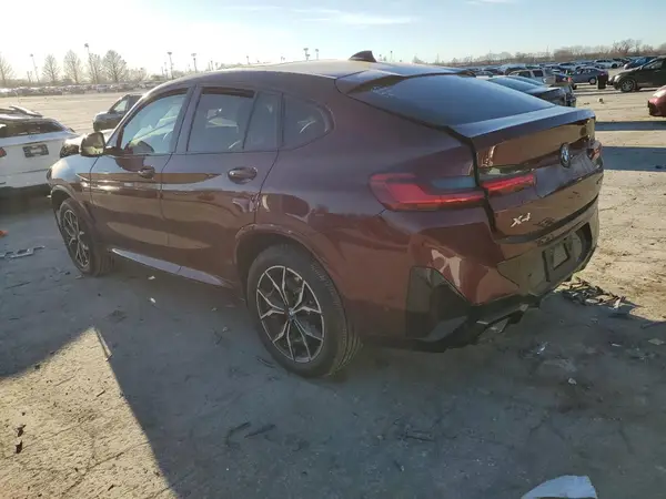 5UX33DT02S9X66462 2025 BMW X4 - Image 2