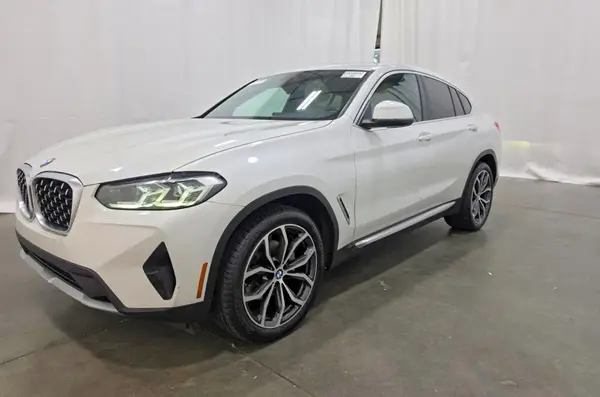 5UX33DT03N9K23609 2022 BMW X4 - Image 2