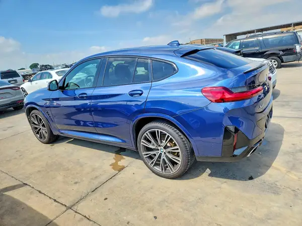 5UX33DT03N9K73863 2022 BMW X4 - Image 2
