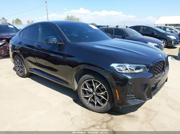 5UX33DT03N9M21249 2022 BMW X4 - Image 1