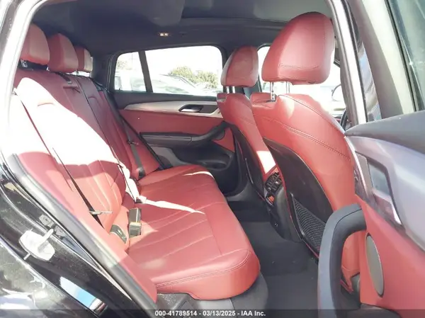 5UX33DT03P9N62972 2023 BMW X4 - Image 8