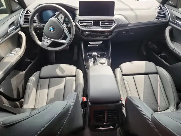 5UX33DT03P9P97646 2023 BMW X4 - Image 8