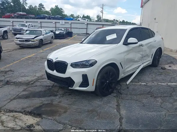 5UX33DT03P9S03038 2023 BMW X4 - Image 2