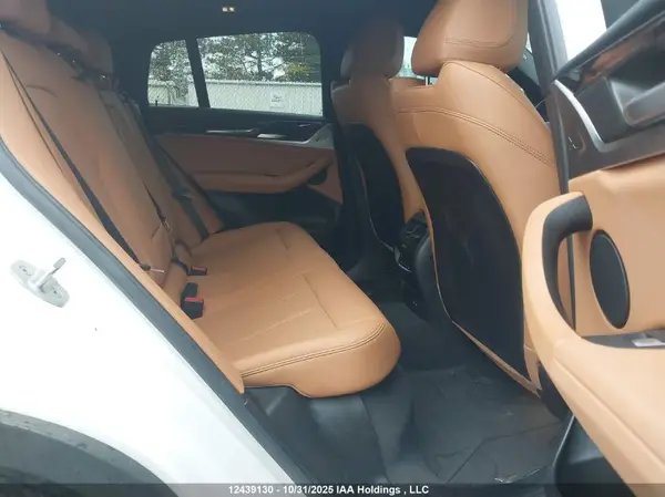 5UX33DT03R9T90848 2024 BMW X4 - Image 8