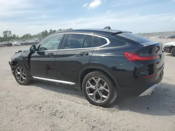 5UX33DT03R9U08801 2024 BMW X4 - Image 2