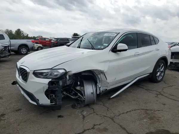 5UX33DT03S9X64266 2025 BMW X4 - Image 1