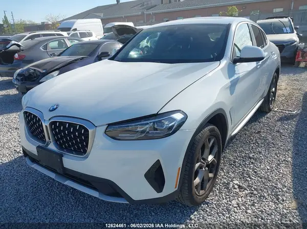 5UX33DT03S9Y71768 2025 BMW X4 - Image 2
