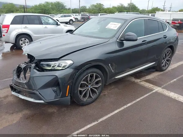 5UX33DT04N9J64845 2022 BMW X4 - Image 2