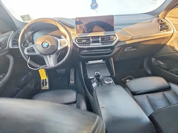 5UX33DT04N9K21559 2022 BMW X4 - Image 8