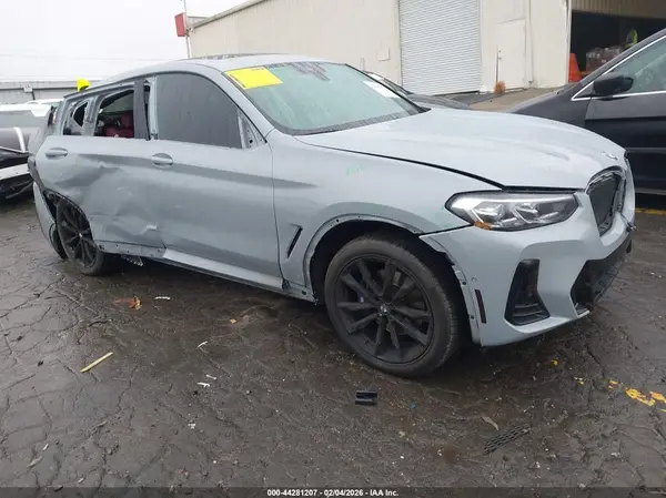 5UX33DT04N9K43691 2022 BMW X4 - Image 1