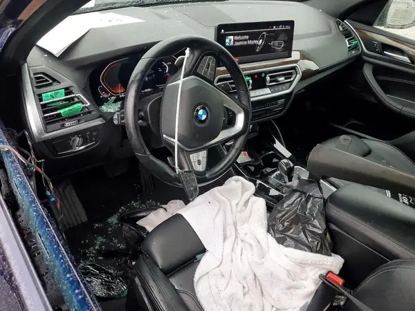 5UX33DT04N9L93204 2022 BMW X4 - Image 8