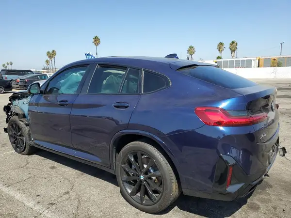 5UX33DT04P9S48196 2023 BMW X4 - Image 2