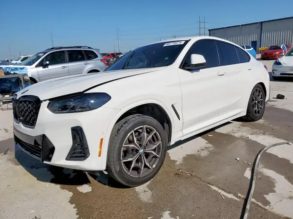 5UX33DT04R9U77478 2024 BMW X4 - Image 1