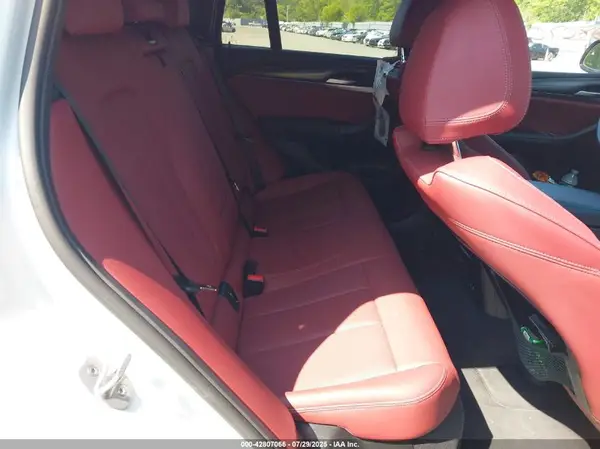 5UX33DT04R9U95141 2024 BMW X4 - Image 8
