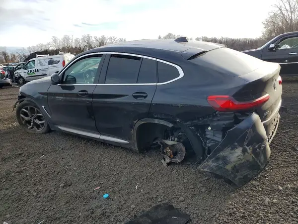 5UX33DT05N9J36424 2022 BMW X4 - Image 2