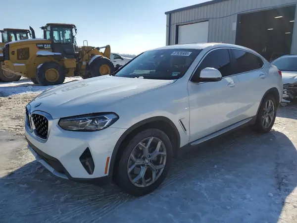 5UX33DT05N9K84430 2022 BMW X4 - Image 1