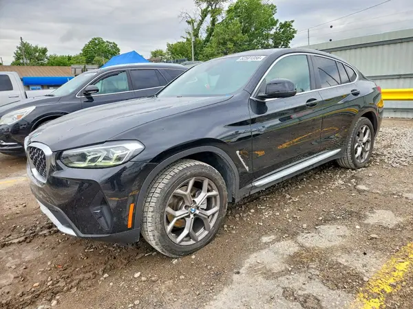 5UX33DT05N9L24604 2022 BMW X4 - Image 1