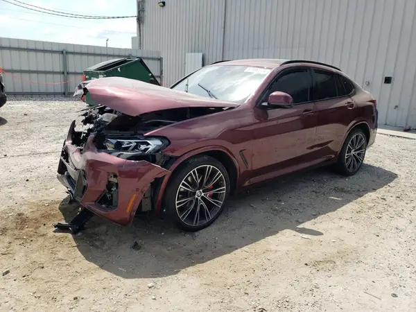5UX33DT05N9M07482 2022 BMW X4 - Image 1