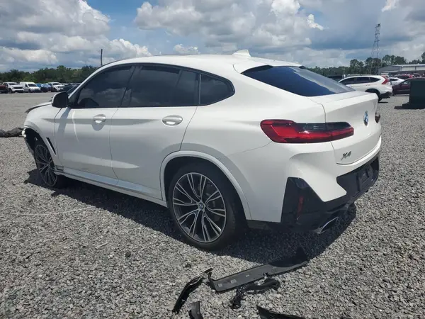 5UX33DT05P9P68360 2023 BMW X4 - Image 2