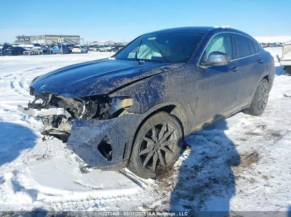 5UX33DT05P9S83040 2023 BMW X4 - Image 2